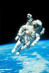 Russian astronauts begin first spacewalk in 2011, top ten news, blog news, news blog, cnn news, bbc news ,fox news, NZ helard , best news, Article of the day,world news , sot stories, todays news 