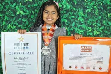 Six-Year-Old Indian-American Girl Becomes The Youngest Speaker At World Expo