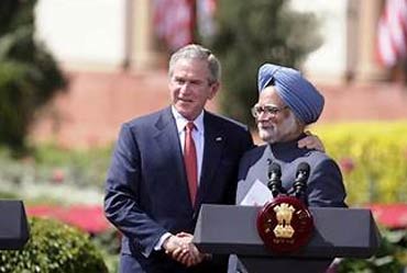 Pyatt Calls for Progress in India-US Civil Nuclear Partnership