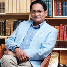 Suresh Viswanathan, Founder & Director