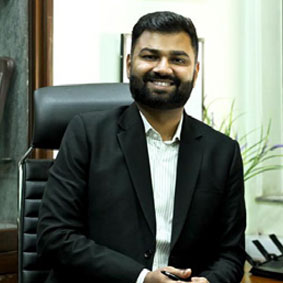 Vaidya Nachiket Kotecha , Consultant Physician & CEO