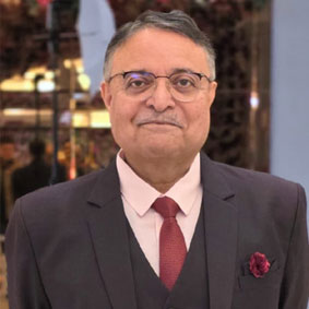 Avneesh Mathur,Co-Founder & Director