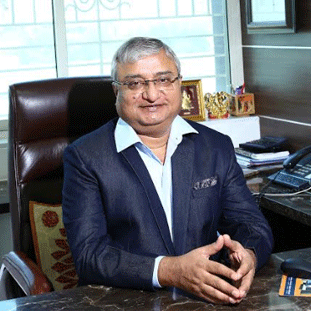 Vipul Pandya,Director
