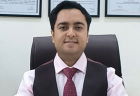 Dr Nishant Bhatnagar, Ayurveda Professor & Preventive Medicine Specialist 