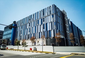 RIL partners with Brookfield Infra, Digital Realty for India data center business