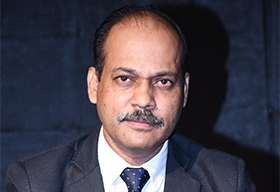 Dr. Sunil Kr. Pandey, Director (IT & UG), I.T.S, Mohan Nagar, Ghaziabad
