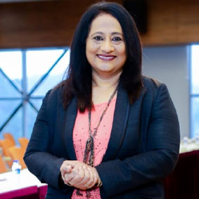 Management Me :  Shaping Leaders Who Inspire, Influence & Drive Change