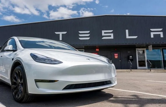 Tesla Awards Samsung $16.4 Billion Deal to Build AI6 Chips in Texas