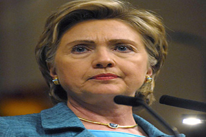 Hillary Counts Ela Bhatt among Her 'Personal Heroes'