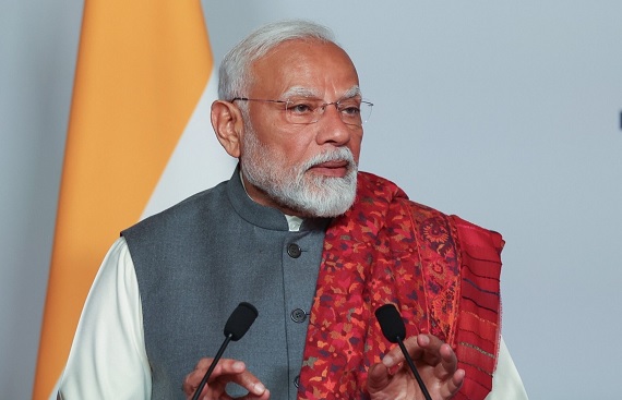 PM Modi Showcases India's AI and Investment Potential at Paris CEO Forum