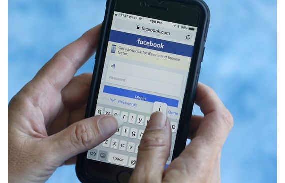 Facebook tracks even those Android users who don't have the app: Study