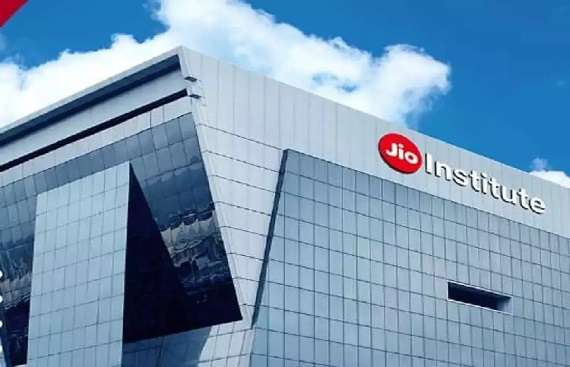 Jio Institute partners with US-based Principals' Training Center