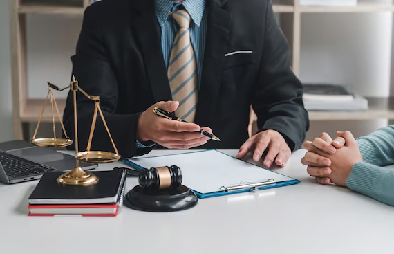 How to Choose the Right Lawyer for Online Legal Consultation