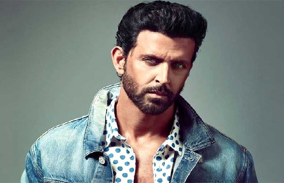 Hrithik 'stopped all work' on 'Fighter' in the studio to watch Chandrayaan-3 landing