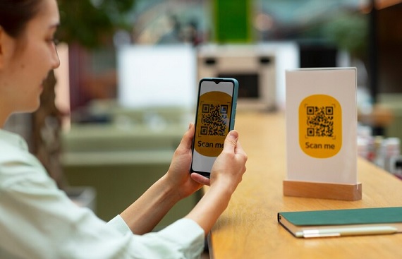 ICICI Bank customers can now pay using the digital rupee app to merchant QR code