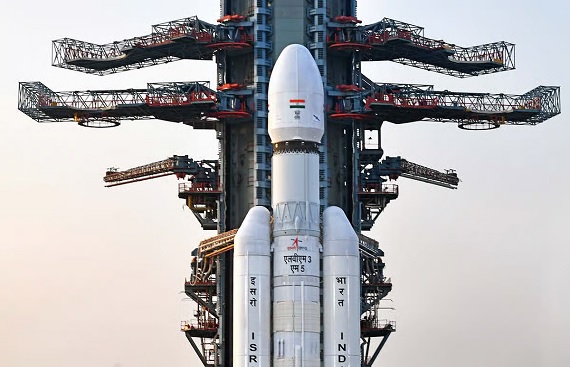 ISRO Launches GSAT-7R to Boost Navy's Communication in Indian Ocean