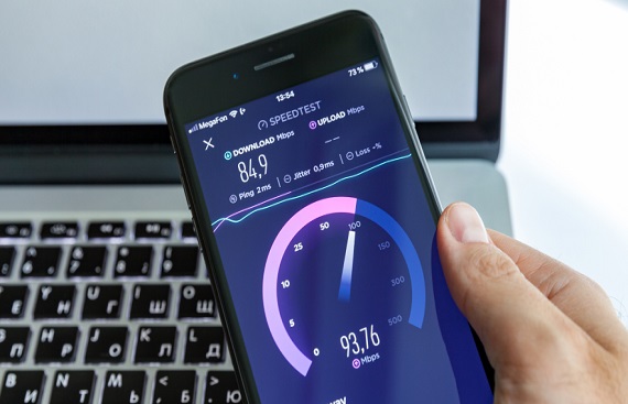 India goes up one spot in global rankings for median mobile speeds: Report