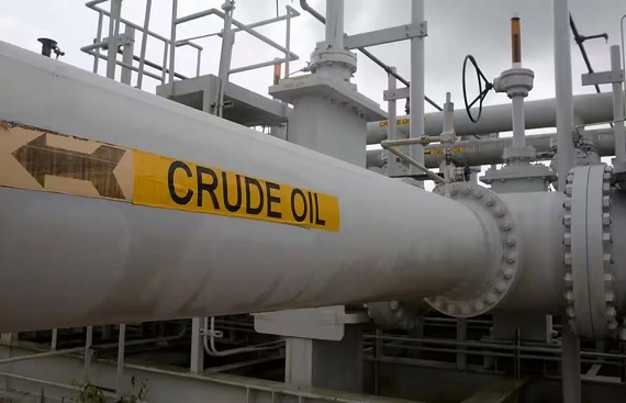 India Plans Oil Storage in Japan, South Korea and Singapore for Energy Boost