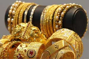 India Hikes Import Duty On Gold, Platinum By 50 Percent