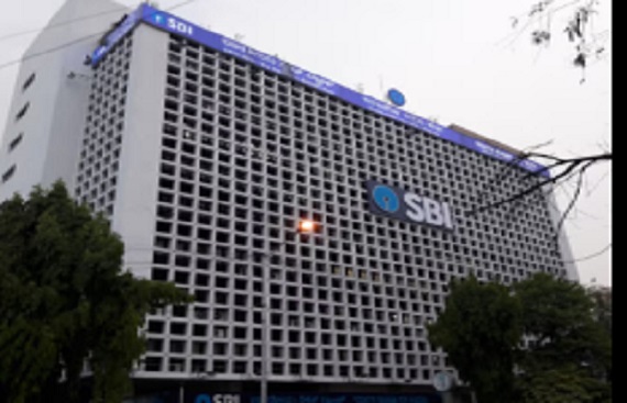 SBI Reports Household Savings May Rise to Rs 22 Lakh Crore in FY25