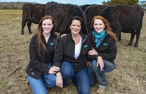 Centre Educates 1 Lakh Women Livestock Farmers on Zoonotic Diseases