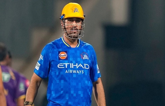 Dhoni Welcomes 'Traitor' Bravo Ahead of CSK vs KKR Showdown Dhoni Welcomes 'Traitor' Bravo Ahead of CSK vs KKR Showdown