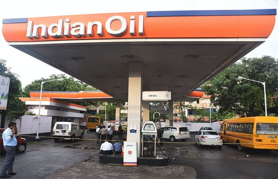 IndianOil, Gujarat govt sign MoU worth Rs 24K cr for investment promotion