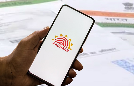 Aadhaar-Based Property Registrations Disrupted Across Maharashtra
