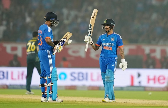 T20I: India defeat Australia by two wickets, crucial knocks from Surya and Ishan