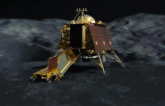 Indias moon rover Pragyan takes snaps of moon lander Vikram