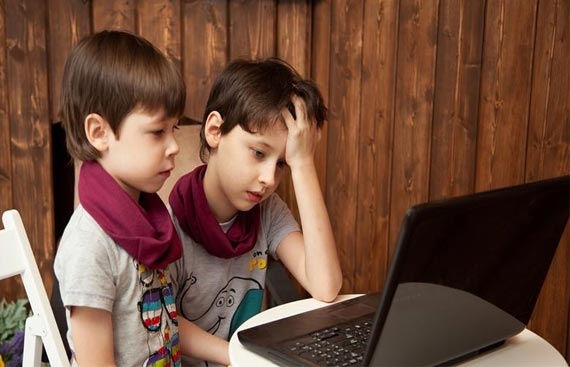 How screen time impacts boys and girls differently