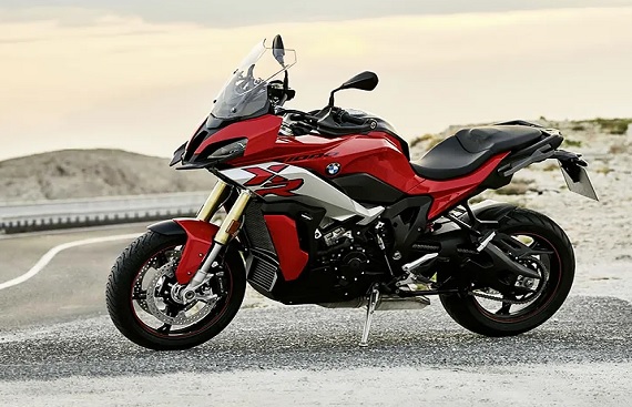BMW Launches New S 1000 XR Motorcycle in India Priced at Rs 22.5 Lakh