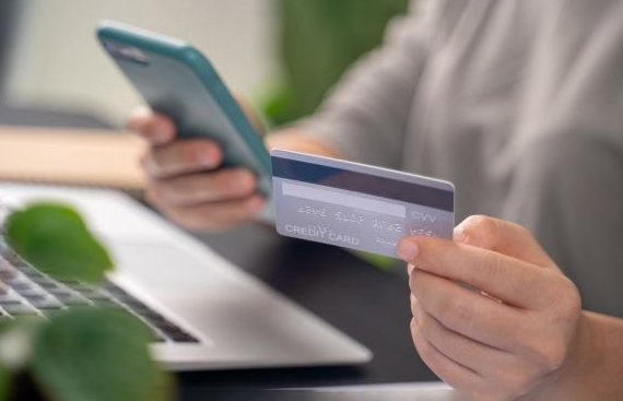 A Credit Card Without A Job, Income OR Credit History: Now Trending
