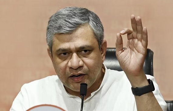 India to Become Major Chip Hub in 5 Years: Ashwini Vaishnaw