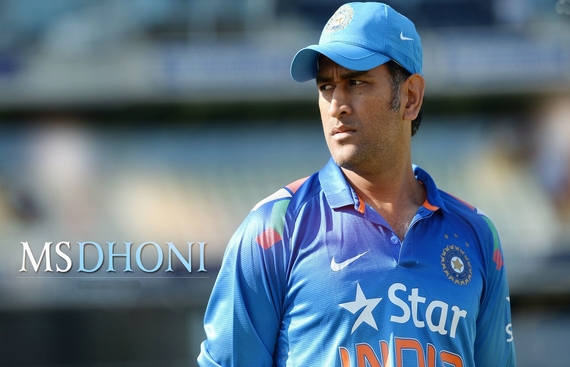 Dhoni becomes fifth Indian to breach 10k-run mark in ODIs