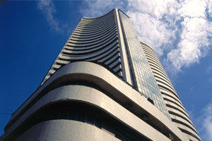Sensex Declines 51 Points in Early Trade