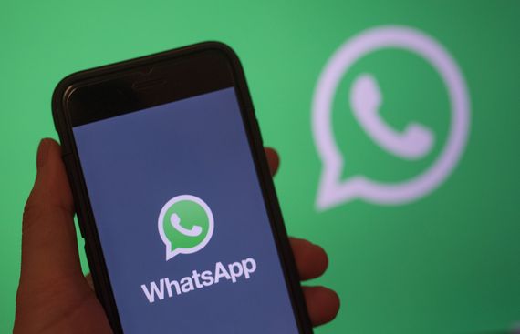Why India badly Needs a 'Desi' Facebook or WhatsApp