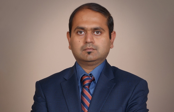 Navigating Challenges in Hardware and Software Integration: Lessons Learned from a Camera Developmen