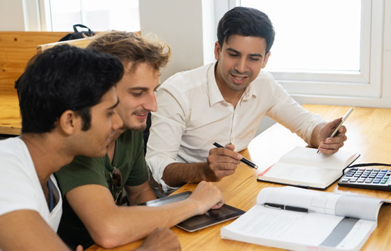 How Education Consultants Are Bridging the Gap 