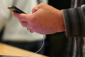 Most Americans Fine With Phone Tracking: Survey