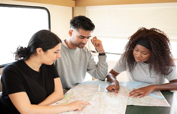 Esri India and CKS Launch 'MMGEIS' to Train 5 lakh Students in Geospatial Tech