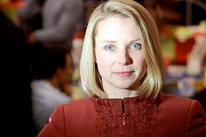 Yahoo Beats Expectations, Revenue Rise Under Merissa Mayer