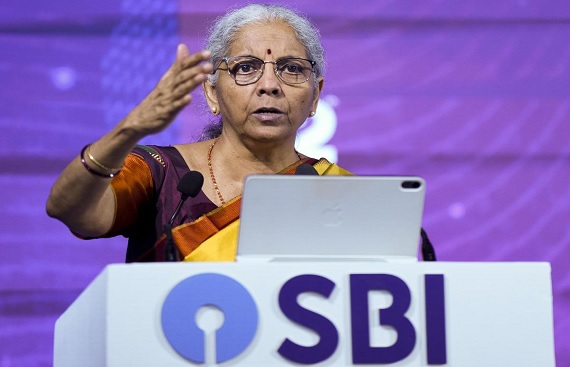 FM Highlights Need for More World-Class Banks as Talks with RBI Progress