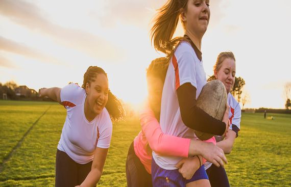 Active Girls Have Better Lung Function in Adolescence: Study