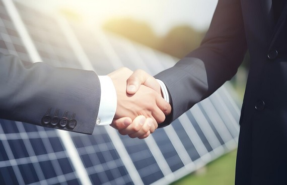 Indian Oil and Panasonic Partner to Make Lithium-Ion Cells in India