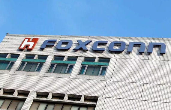 Apple supplier Foxconn invests another $500 mn in India