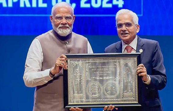 PM Modi Congratulates RBI Governor for Top Global Rating for Second Consecutive Year