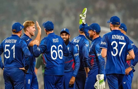 WC: England secured a convincing victory over Pakistan by a margin of 93 runs