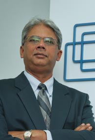 Mobile Virtualization to make mobiles OS agnostic