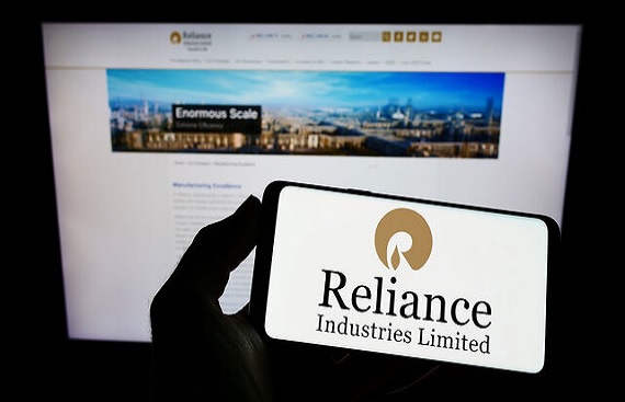 RIL becomes first Indian Company to hit Rs 20 Lakh Crore Market Cap
